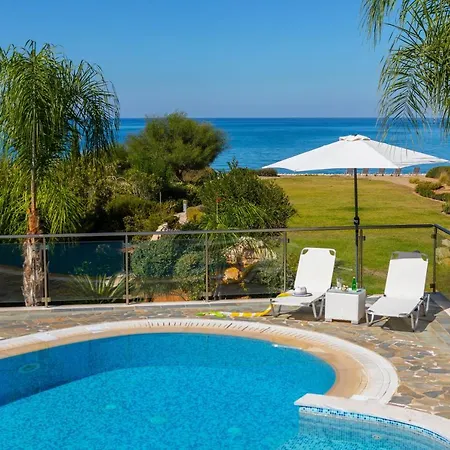 Вилла Pandora Beach Front Luxury
