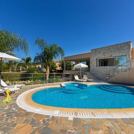 Pandora Beach Front Luxury Пафос