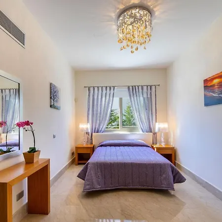 Pandora Beach Front Luxury Вилла Пафос
